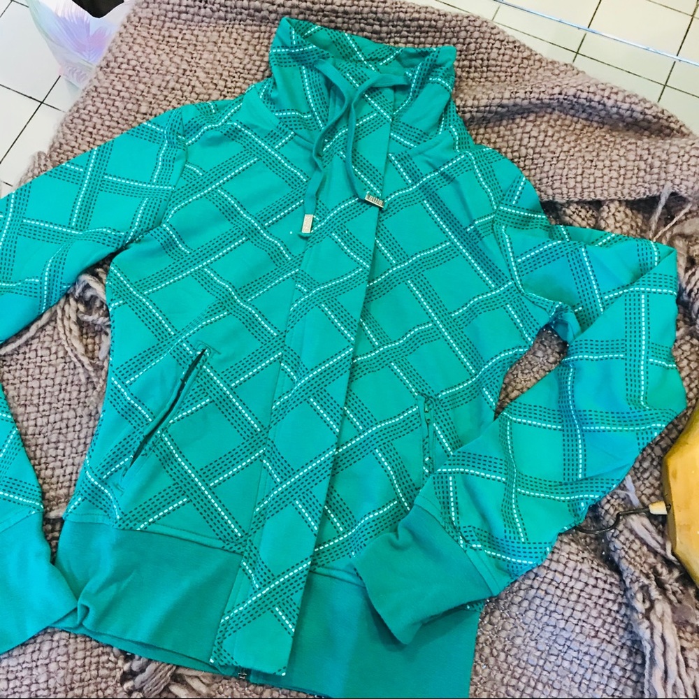 Green Pattern Zip Up NEW